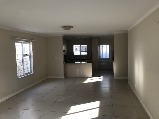 To Let 3 Bedroom Property for Rent in Sunningdale Western Cape